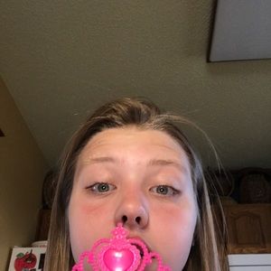 Meet your Posher, Ava